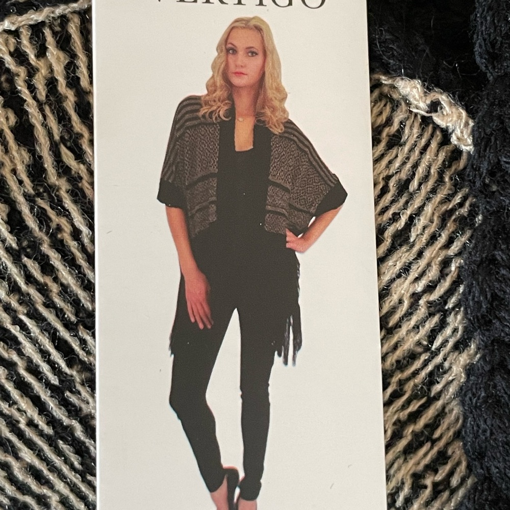 FINAL MARKDOWN!! NWT Vertigo Fringe Poncho, S